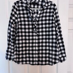 Banana Republic Black and White Cuffed Sleeve Button Down Shirt